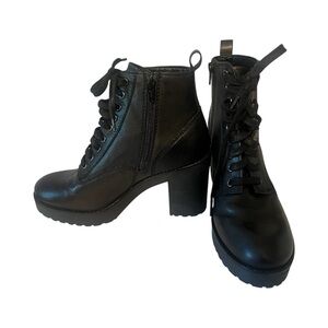 Steve Madden Black Combat Boots

Perfect condition.  

Brand new looking